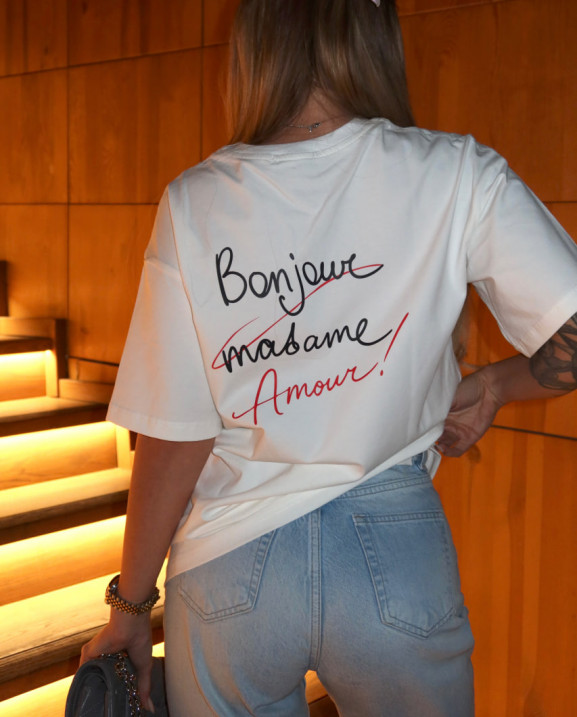 29 футболка молочна Bonjour madame amour 29 футболка молочна Bonjour madame amour